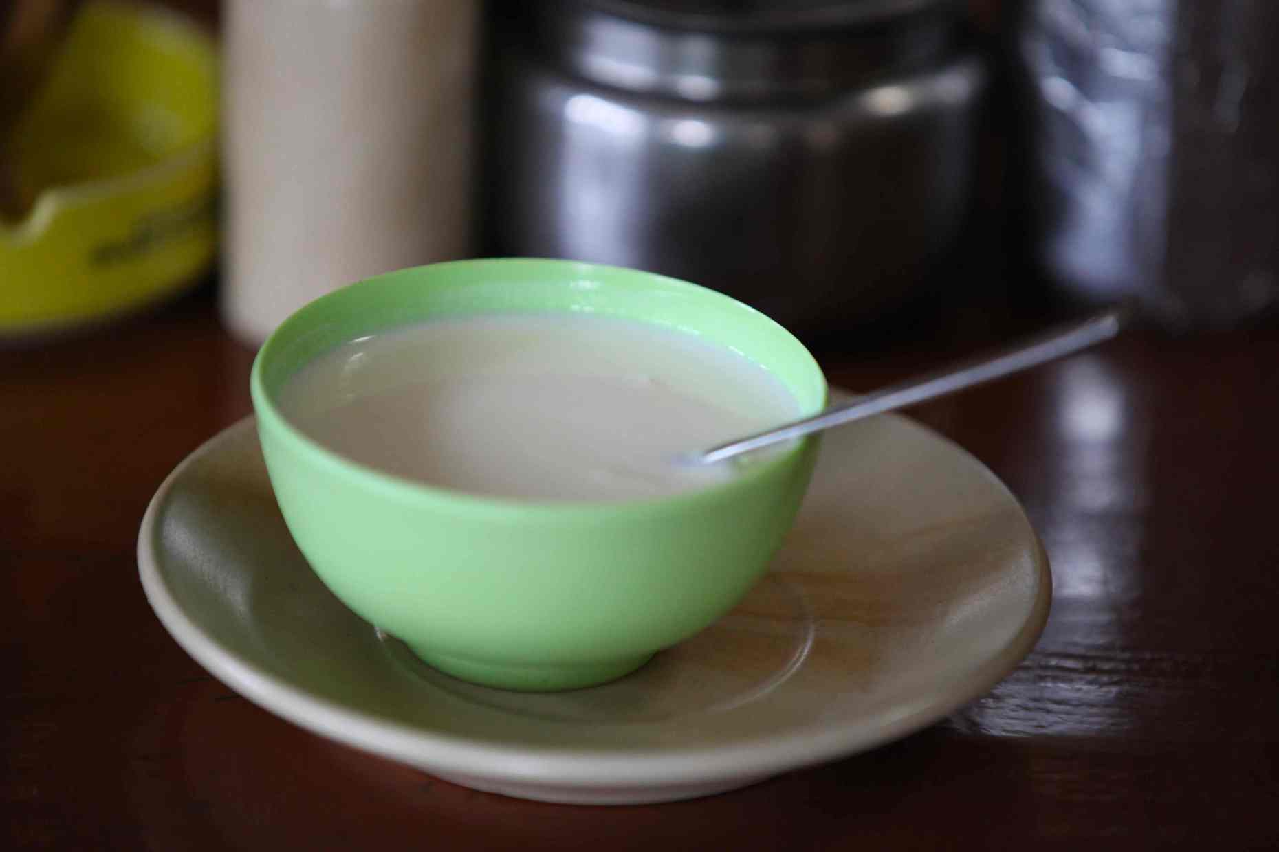 Local Fresh Goatsmilk Yogurt in Kolapani. © Liesl Clark