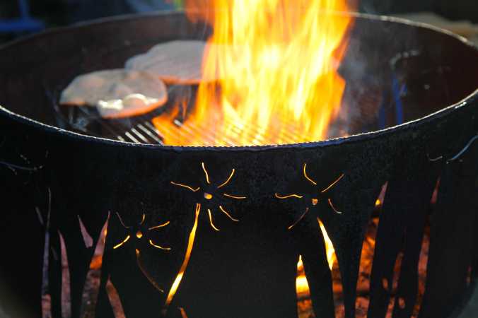 The allure of the fire pit. Photo © Liesl Clark